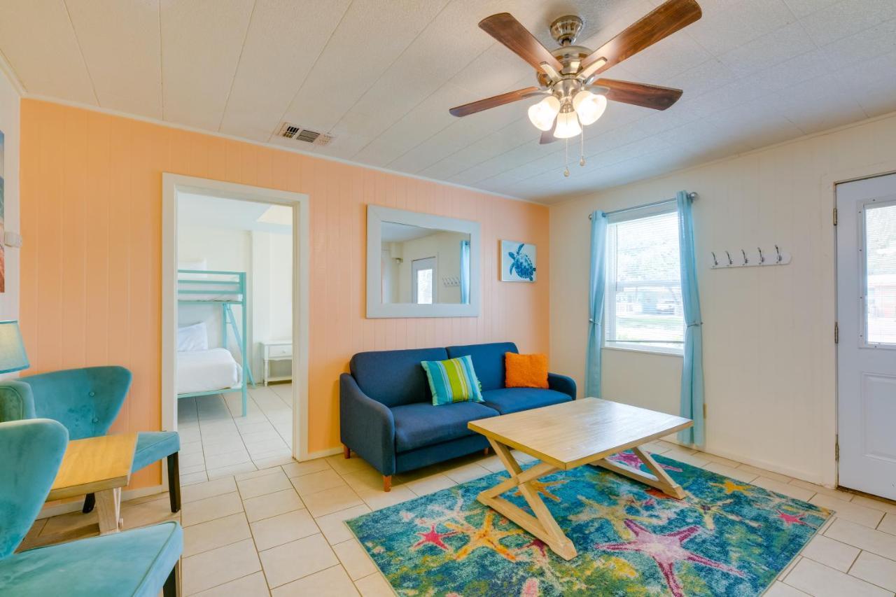 Beautiful Rockport Townhome - Walk To Aransas Bay! Esterno foto