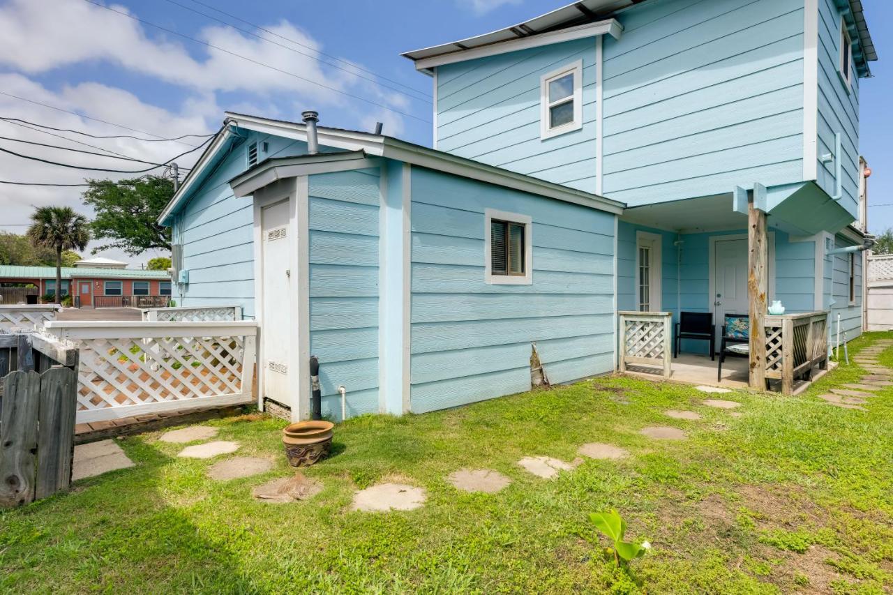 Beautiful Rockport Townhome - Walk To Aransas Bay! Esterno foto